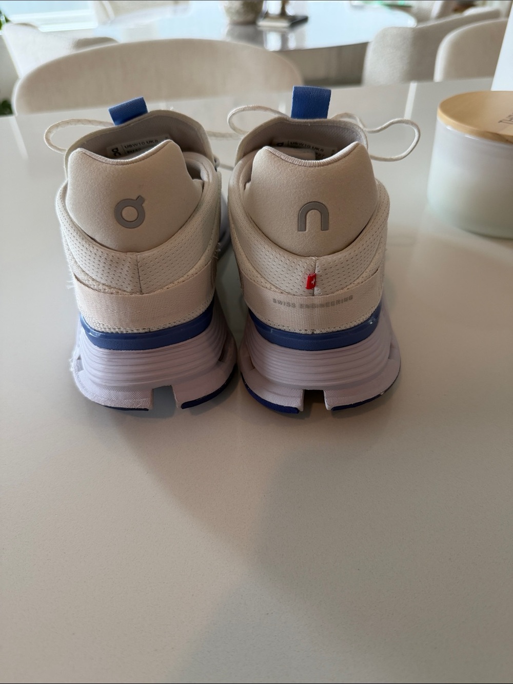 ON Cloudtec. Size 10. - Picture 3 of 5